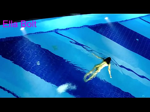 ❤️ Ne mogu da prestanem da gledam, mlada plavuša uhvaćena kako gola pliva u bazenu ELLA BOLT resorta ❤ Kurve na bs.kiss-x-max.ru